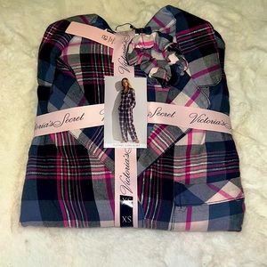 Flannel long PJ set. Victoria’s Secret. never worn or opened. still have tags on